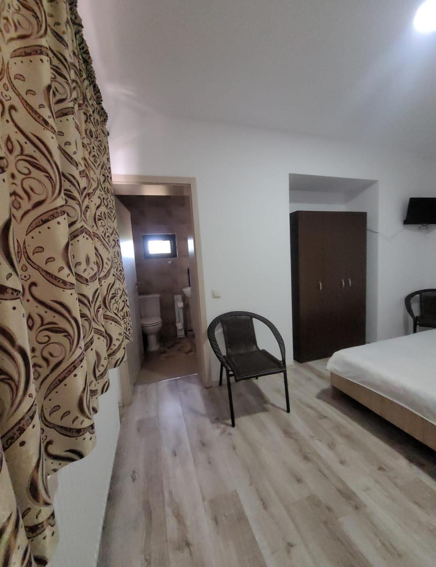 Vila Emma Risnov Bagian luar foto