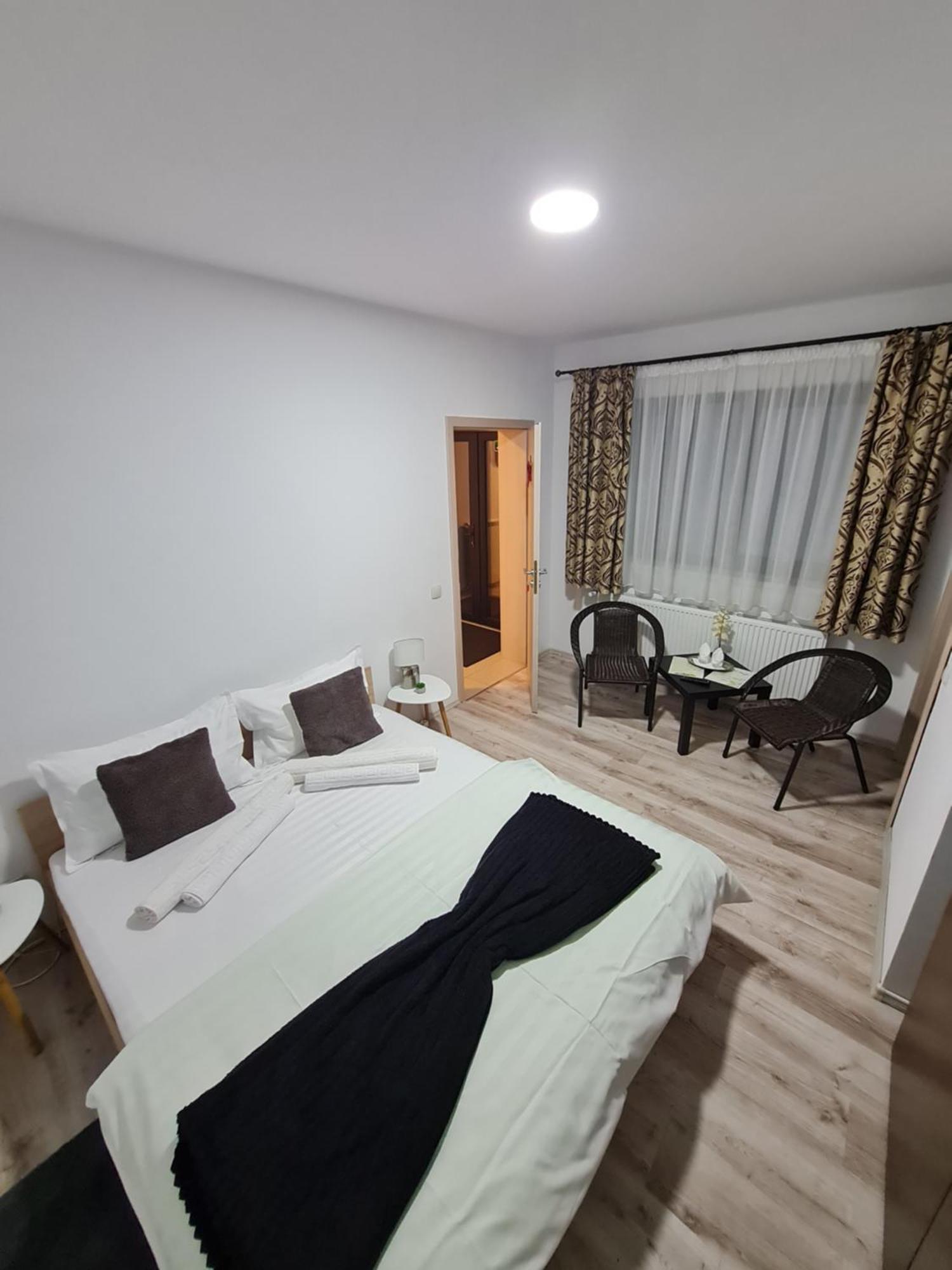 Vila Emma Risnov Ruang foto