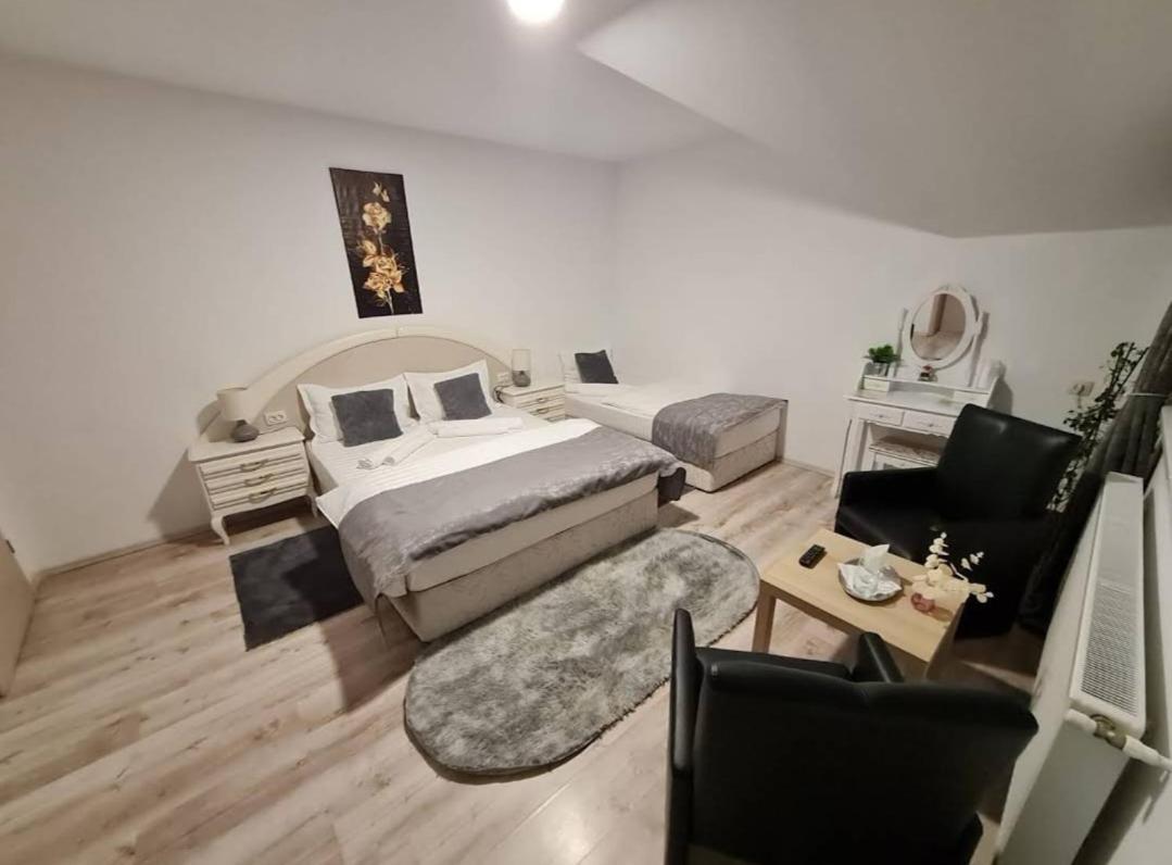 Vila Emma Risnov Bagian luar foto